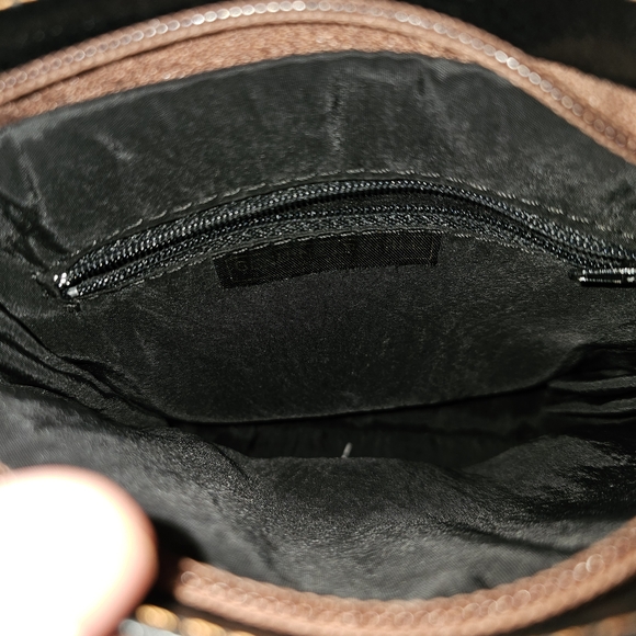 Vera Pelle" Italian leather crossbody bag - Picture 3 of 7